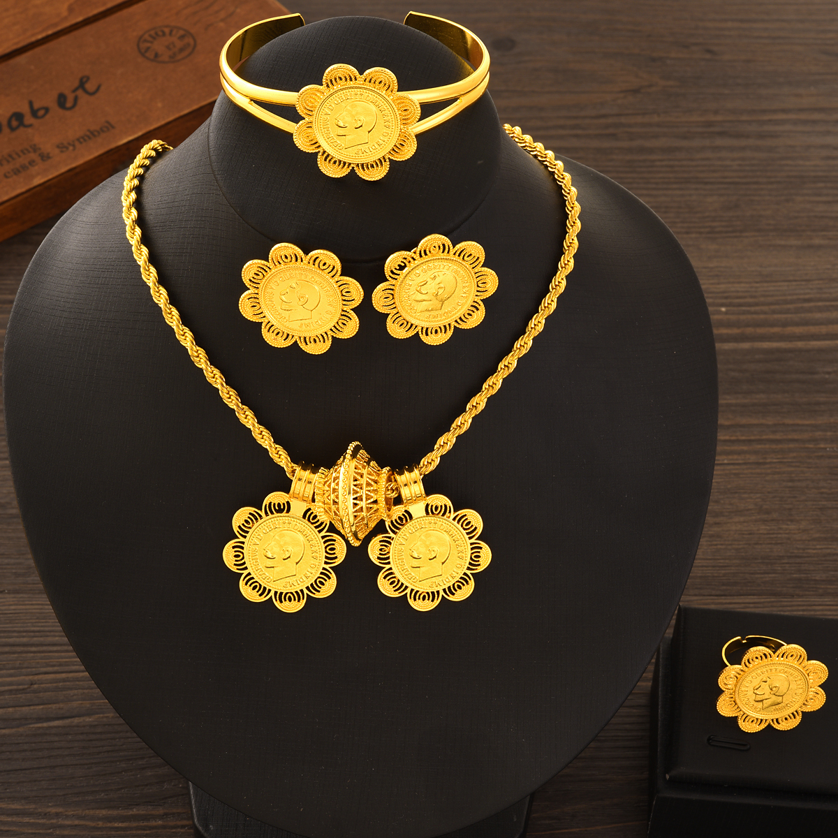 Ethnic Fashion In Dubai - Dubai 24k Gold Plated Double Pendant