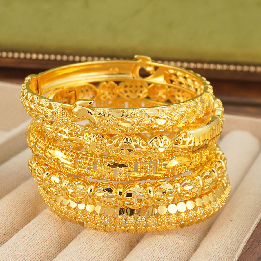 1Pcs Gold Tone Peacock Carved  - огляд і ціна Ethnic Fashion In Dubai