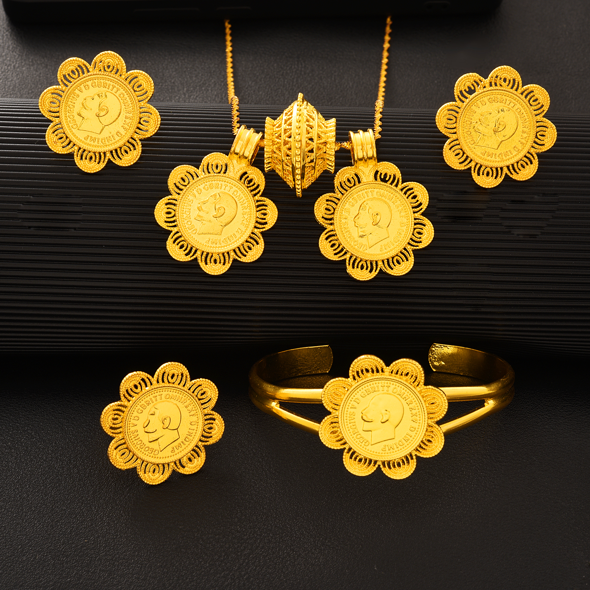 Dubai 24k Gold Plated Double P - огляд і ціна Ethnic Fashion In Dubai